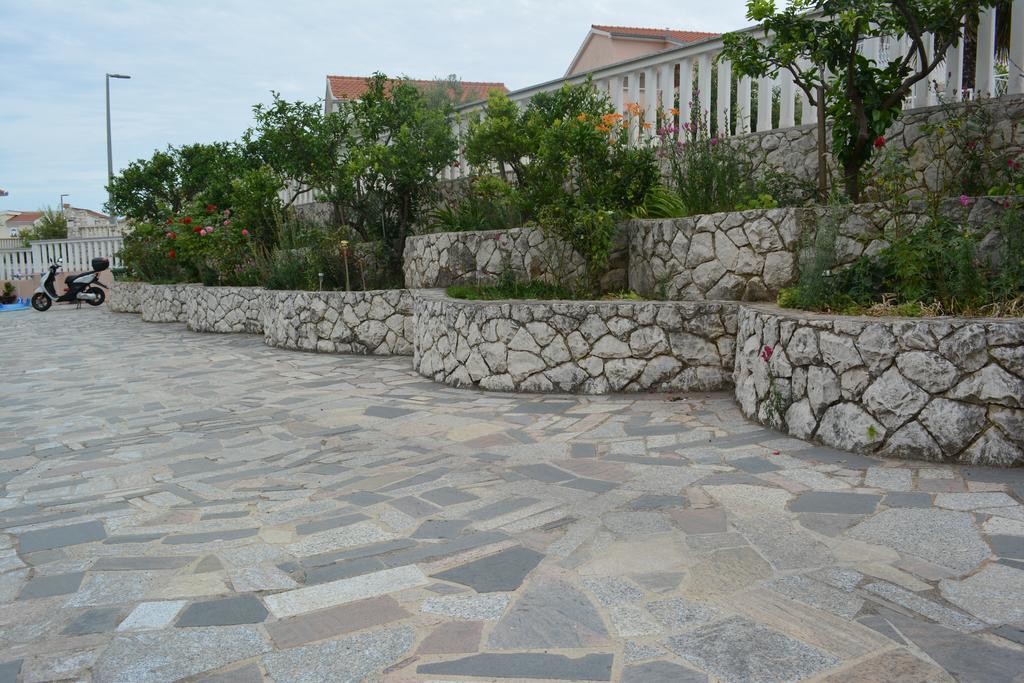 Suz-Ana Apartment Trogir Bagian luar foto